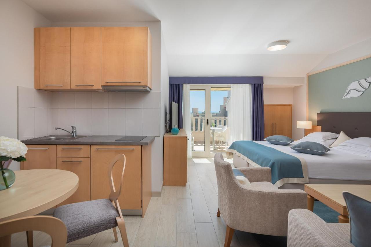 Aparthotel Flora Tučepi Exteriér fotografie