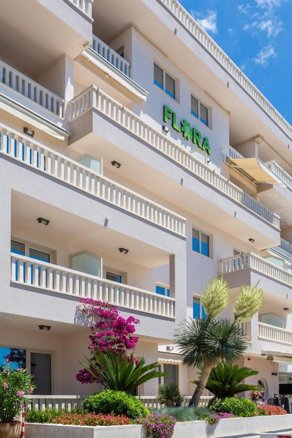 Aparthotel Flora Tučepi Exteriér fotografie
